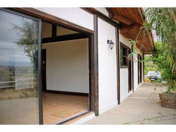 Cómoda y hermosa casa en Campomar 4