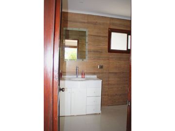 Cómoda y hermosa casa en Campomar 4