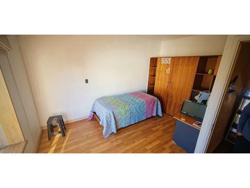 Iluminada, céntrica y cómoda casa familiar en Recreo