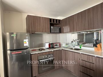 Acogedor departamento amoblado en condominio con vista al mar
