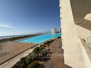 Acogedor departamento amoblado en condominio con vista al mar
