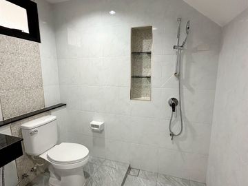 3 Bedroom House for sale at The Prominence Proud