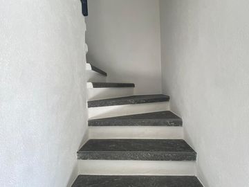Casa en Venta en Colinas del Santuario, Roof Garden, 3 Recámaras !!