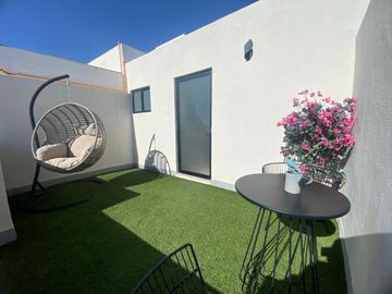 Casa en Venta en Colinas del Santuario, Roof Garden, 3 Recámaras !!