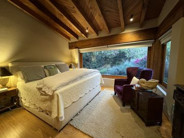 Casa en Venta con Jardín en Santa Fe 4 recámaras