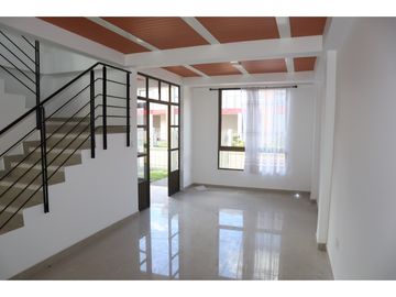 VENDO CASA EN CONDOMINIO EN GUADUAS