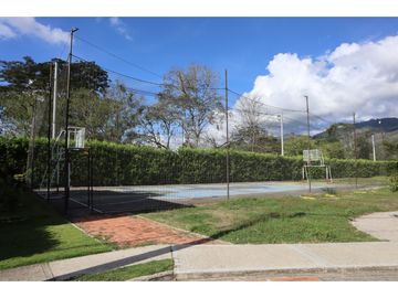 VENDO CASA EN CONDOMINIO EN GUADUAS