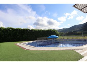 VENDO CASA EN CONDOMINIO EN GUADUAS