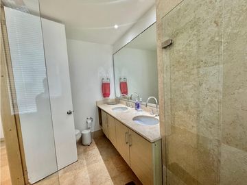 VENTA Apartamento en Castillogrande, Edificio Puerta del Mar
