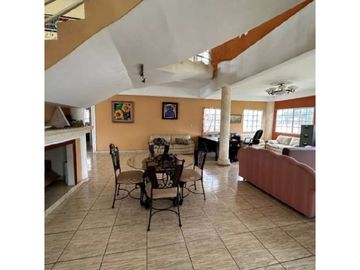 DAVID / LAS PERLAS / 2625 M2 / 5 HABITAC / BALCON / JACUZZY / BOHIO
