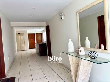 DEPARTAMENTO EN VENTA DÚPLEX CON TERRAZA EN LA AURORA MIRAFLORES