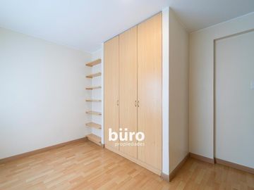 DEPARTAMENTO EN VENTA DÚPLEX CON TERRAZA EN LA AURORA MIRAFLORES