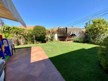 Impecable y Luminosa. Colegio British