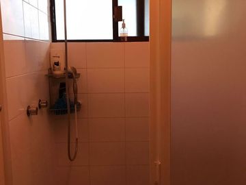 Se Vende Casa en Loma Dorada, 4 Recamaras, 5.5 Baños, Cuarto de Servicio..