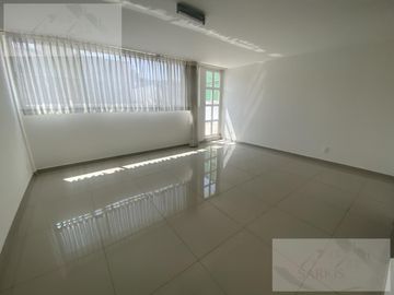 Casa en Ciudad Satélite