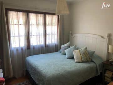 Se vende casa Las Condes, Av. Las Condes calle La Trilla.