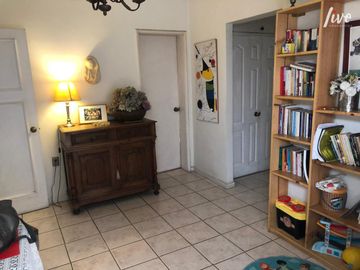Se vende casa Las Condes, Av. Las Condes calle La Trilla.