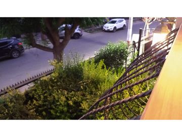 Venta casa 4D 2B en barrio consolidado en Los Andes