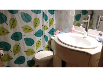Venta casa 4D 2B en barrio consolidado en Los Andes