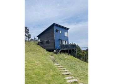 Se venden cabañas con hermosa vista en Puerto Montt