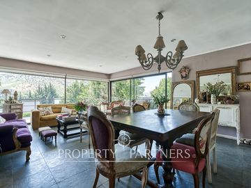 Moderna y acogedora casa en condominio La Reserva