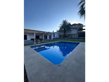 CASA EN VENTA EN CIVAC 