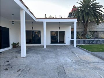 CASA EN VENTA EN CIVAC 