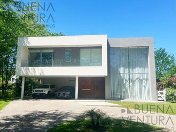 Venta de Casa Fincas de Hudson