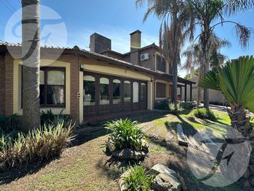 Venta de excepcional Casa en el Club Los Andes I San Pedro (Ba)