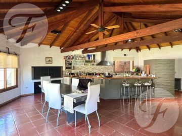 Venta de excepcional Casa en el Club Los Andes I San Pedro (Ba)