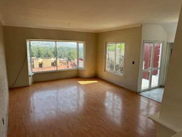 Casa en Venta o Renta en Col. Bellavista Atizapán