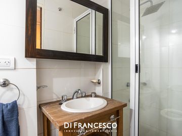 Casa 5 ambientes en Pinamar Pileta Climatizada