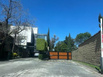 SE VENDE CASA EN LOMAS DE VISTA HERMOSA