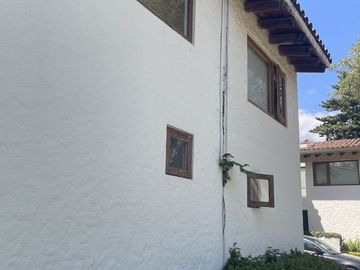 SE VENDE CASA EN LOMAS DE VISTA HERMOSA