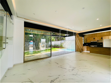 Casa en venta en Fracc. al Norte de Cuernavaca, Morelos