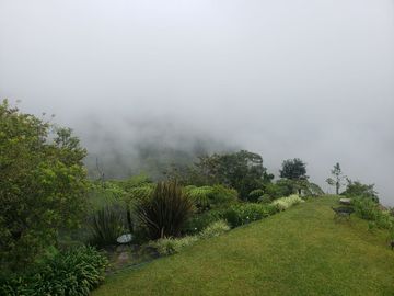 Rancho entre nubes y montañas en Cuetzalan Puebla