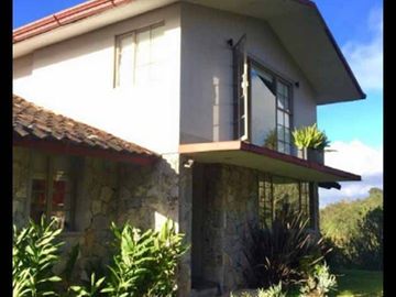 Rancho entre nubes y montañas en Cuetzalan Puebla