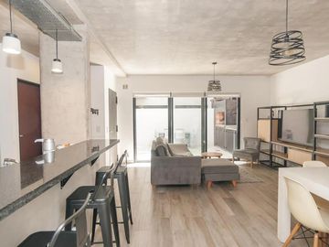 VENTA 4 AMBIENTES 2 COCHERAS CON PATIO Y PARRILLA CABALLITO, FINANCIADO