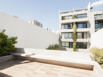 VENTA 4 AMBIENTES 2 COCHERAS CON PATIO Y PARRILLA CABALLITO, FINANCIADO