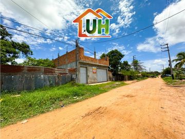 00626 - VENTA ALMACEN MANANTAY - PROYECCION A 5 PISOS - AT 300 M2