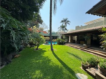 CASA EN VENTA EN LOMAS DE CORTÉS, CUERNAVACA “M.