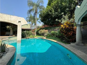 CASA EN VENTA EN LOMAS DE CORTÉS, CUERNAVACA “M.