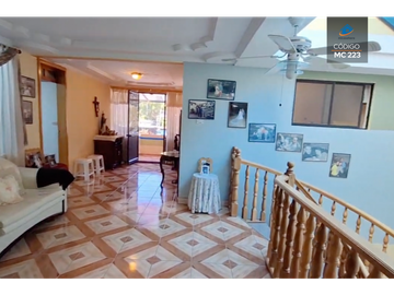 CASA GRANDE EN VENTA EN GUALACEO