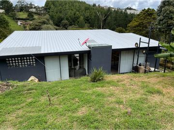 VENTA DE FINCA EN GUARNE
