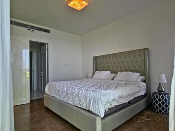 SE VENDE APARTAMENTO - PH YOO - AVENIDA BALBOA 6554 DM