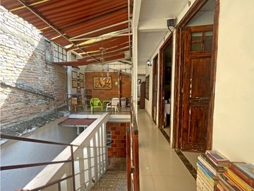 CASA MULTIFAMILIAR EN VENTA, SAN FERNANDO, SUR, CALI
