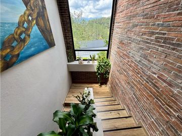 Vendo lujosa casa campestre en El Retiro Antioquia