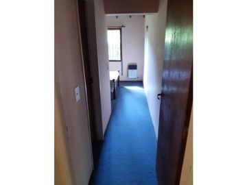 Duplex tipo casa ( acceso directo desde la calle, individual )
