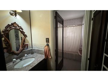 VENDE CASA EN CHACRAS DE CORIA