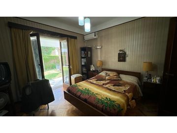 VENDE CASA EN CHACRAS DE CORIA